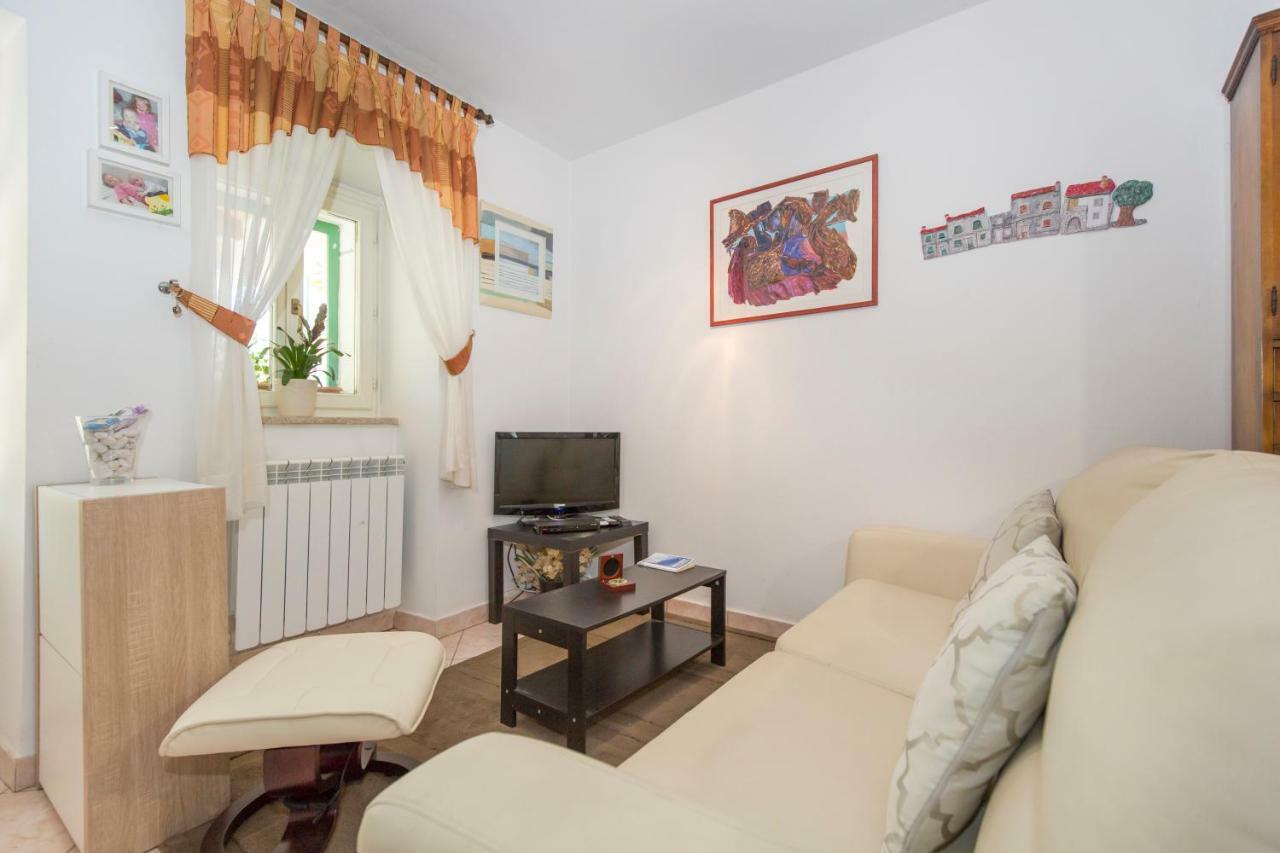 Haus Valerija Villa Labin  Luaran gambar