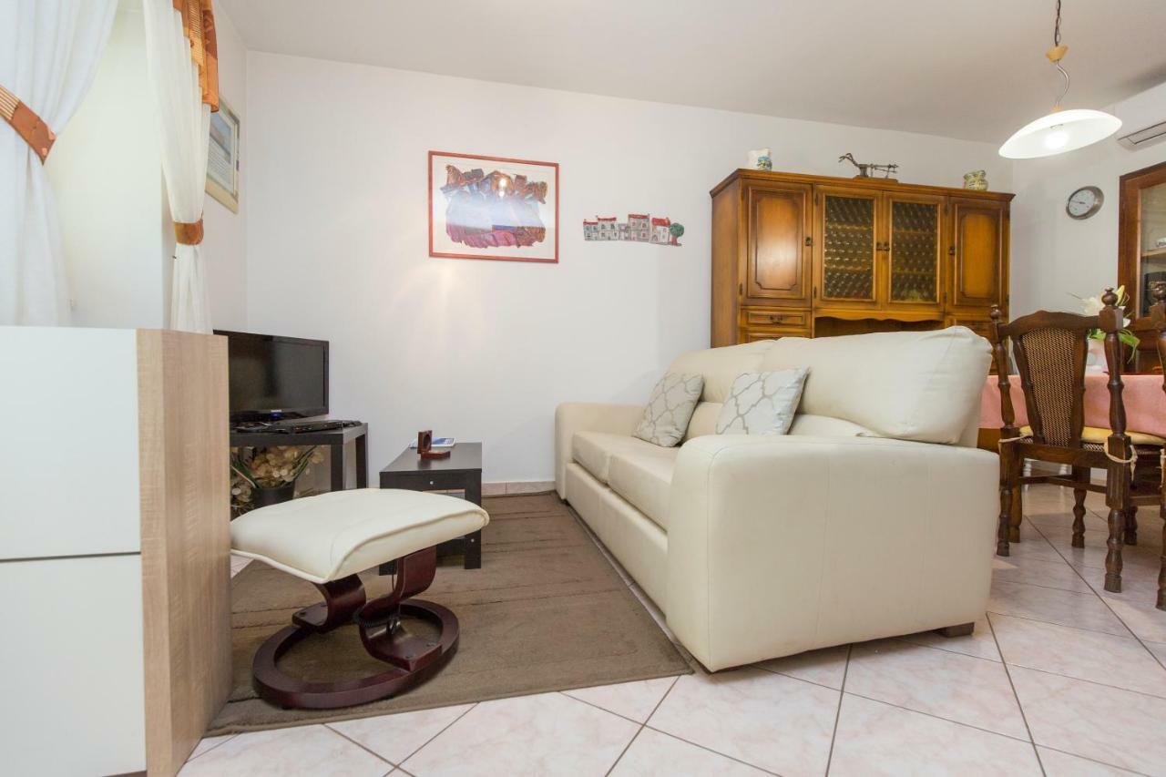 Haus Valerija Villa Labin  Luaran gambar
