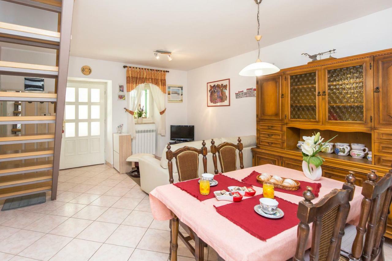 Haus Valerija Villa Labin  Luaran gambar